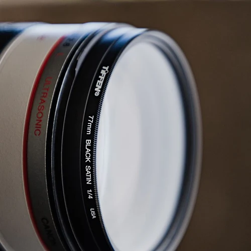 Svart Satin Skruv-In Filter