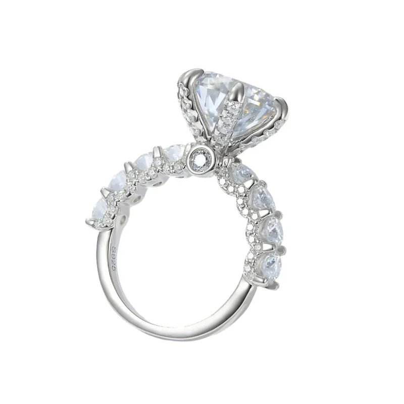 Women's 5 Karat Cut Full Moissanite Luxury Ring