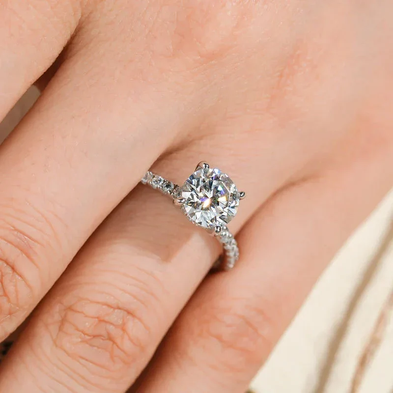 Women's Creative 2 Karat Moissanite Ring