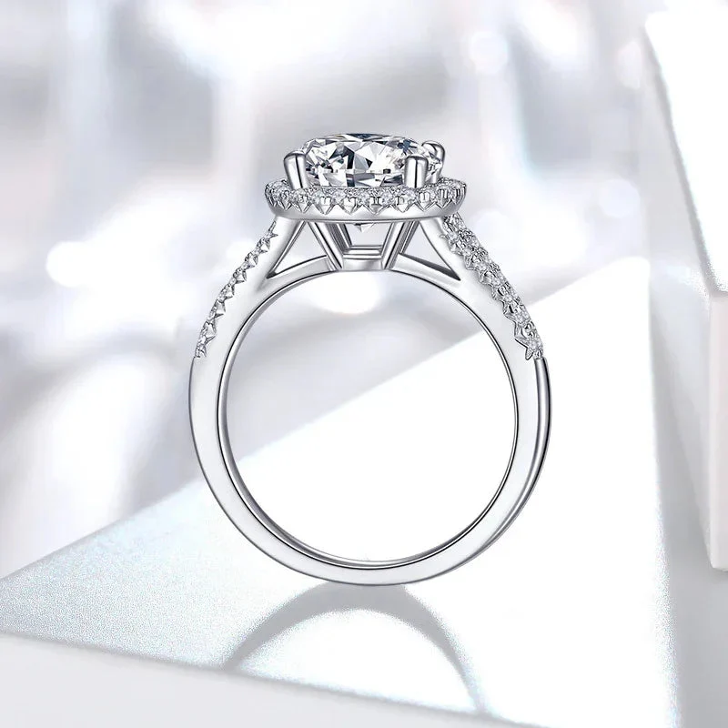 Women's Inlaid Luxury Silver Wedding Ring
