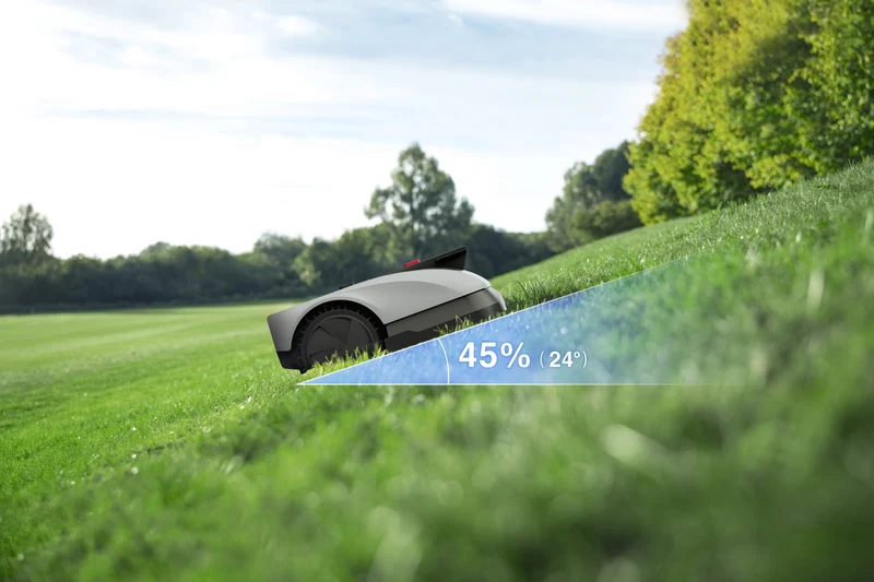 Ecovacs GOAT O600 RTK Robotic Lawn Mower