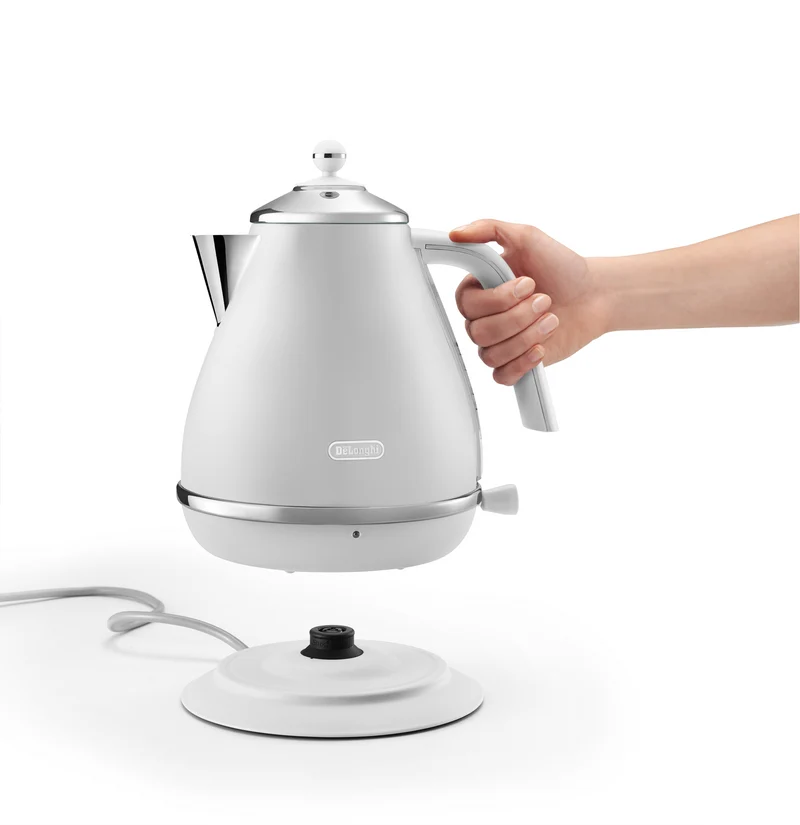 DeLonghi 1.7 Litre Icona Capitals Kettle Helsinki White