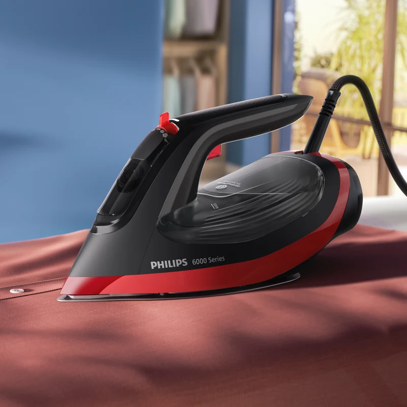 Philips OptimalTEMP 6000 Series Steam Iron Red / Black