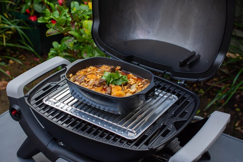 Weber Q Ware Casserole Dish (Small)