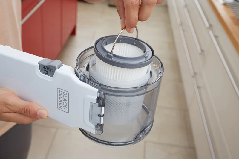 BLACK & DECKER 18V Dustbuster Handheld Vacuum