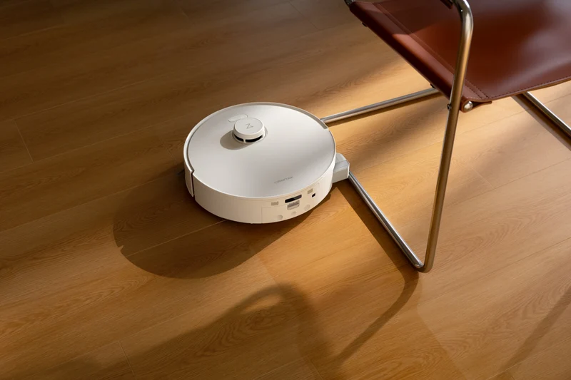 Roborock QRevo Curv 2 Flow Robotic Vacuum