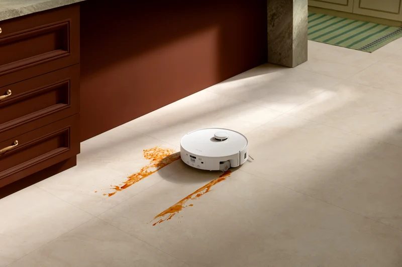 Roborock QRevo Curv 2 Flow Robotic Vacuum