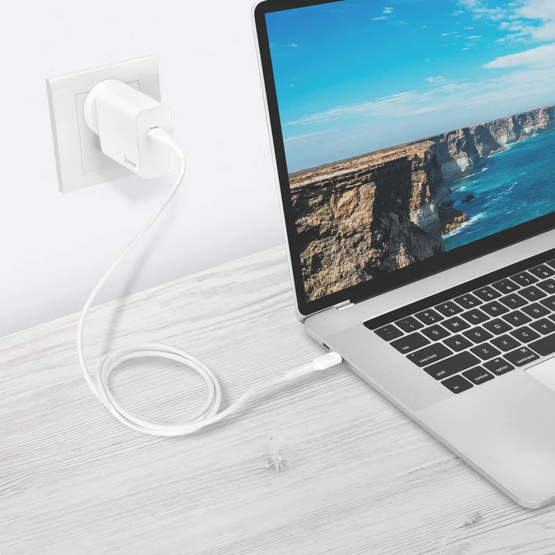 Bonelk USB-C to USB-C 240w/480Mbps Long-Life Cable 1.5m (White)