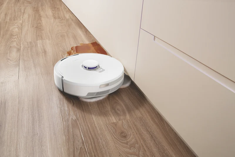 Narwal Freo Z10 Robot Vacuum and Mop
