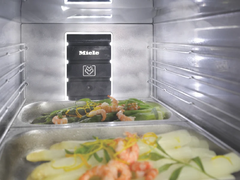 Miele 45cm Steam Oven with DualSteam Technology and Automatic Cooking Programmes Obsidian Black
