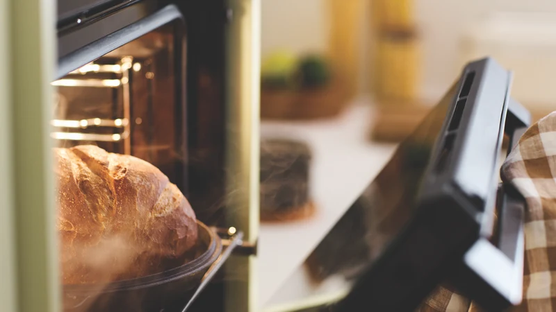 Haier 60cm 500 Series Built In Oven 12 Function Self Cleaning Airfry Steam Assist