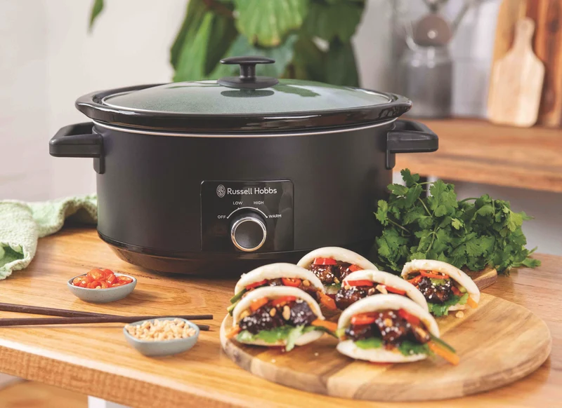 Russell Hobbs 7L Matte Black Slow Cooker