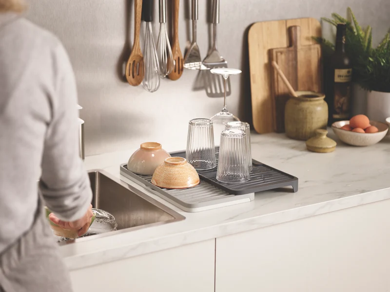 Joseph Joseph Tier Expandable Draining Mat - Grey
