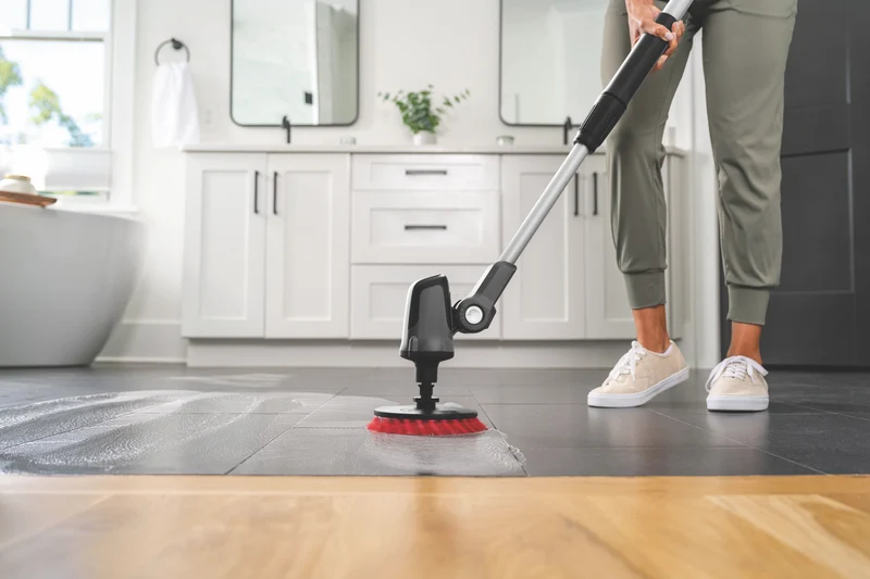 Hoover 18V ONEPWR Telescopic Scrubber Kit