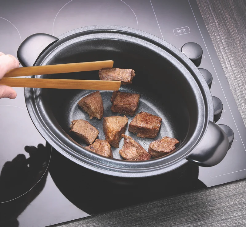 Russell Hobbs 6 Litre Searing Slow Cooker Matte Black