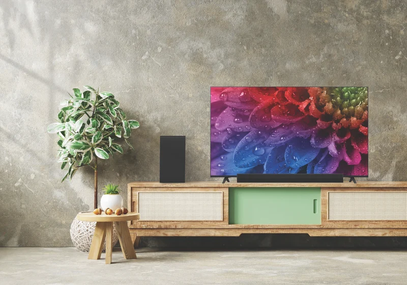 LG 43" UT8050 4K UHD LED Smart TV 24