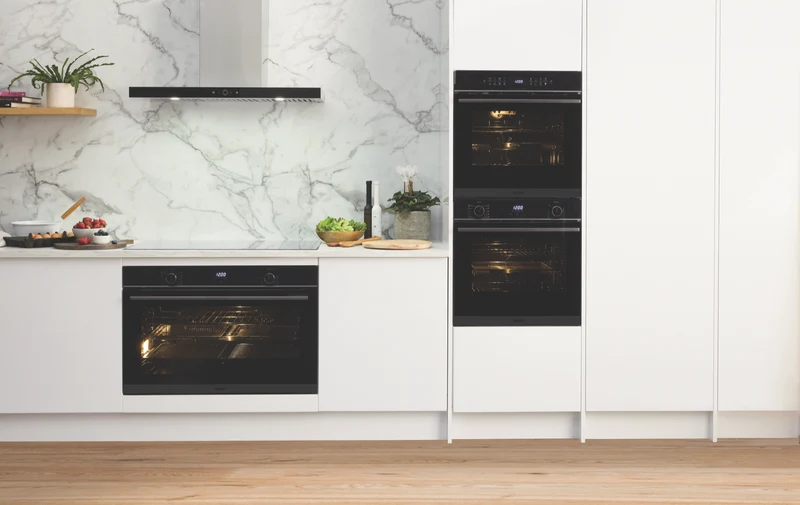 Technika 60cm 17 Function Pyrolytic Oven with Steam Bake, Air Fry & Pizza Pro