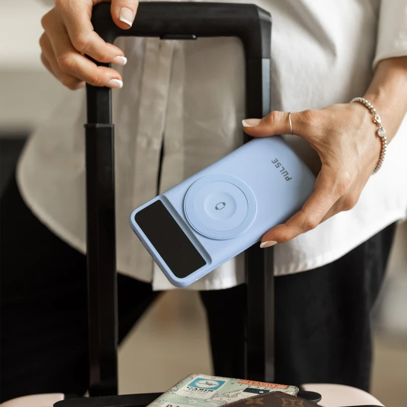 5-i-1 Powerbank 10.000 mAh - Reiselader med USB-C, Lightning, Qi og adaptere (2 stk.)