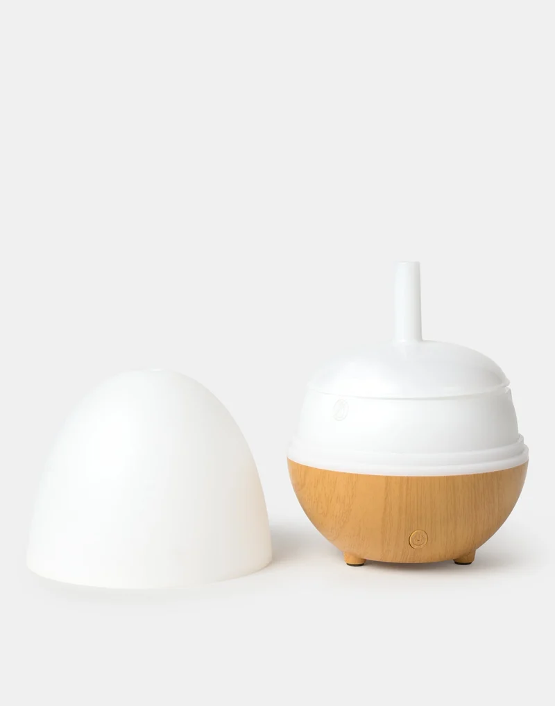 Aromadiffuser med 100 ml vandskål og op til 9 timers driftstid