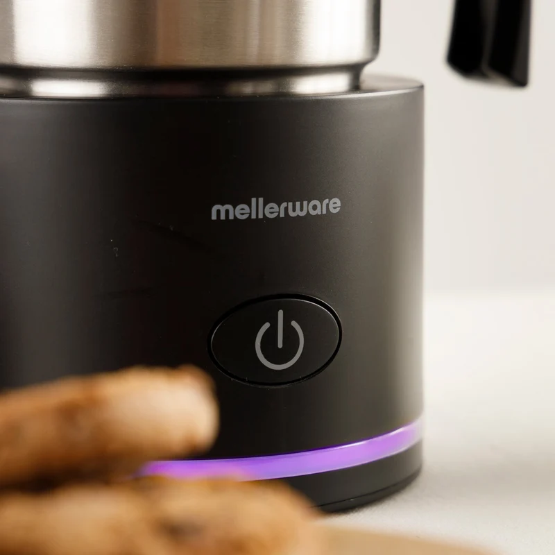 Mælkeskummer til cremet skum, cappuccino, frappé og kaffe drinks hjemme