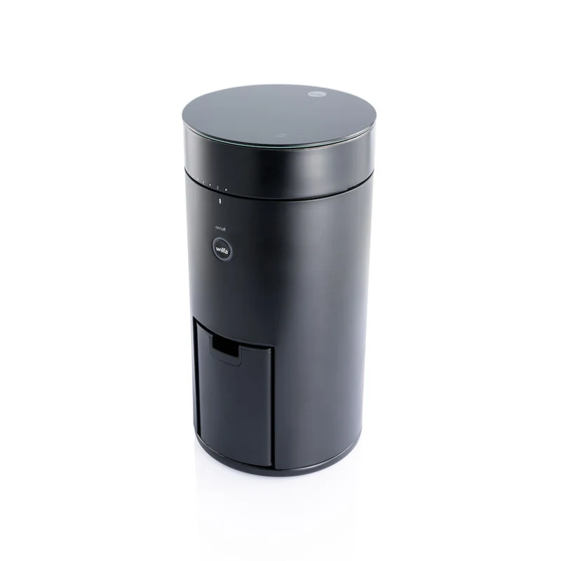 Uniform black with scale