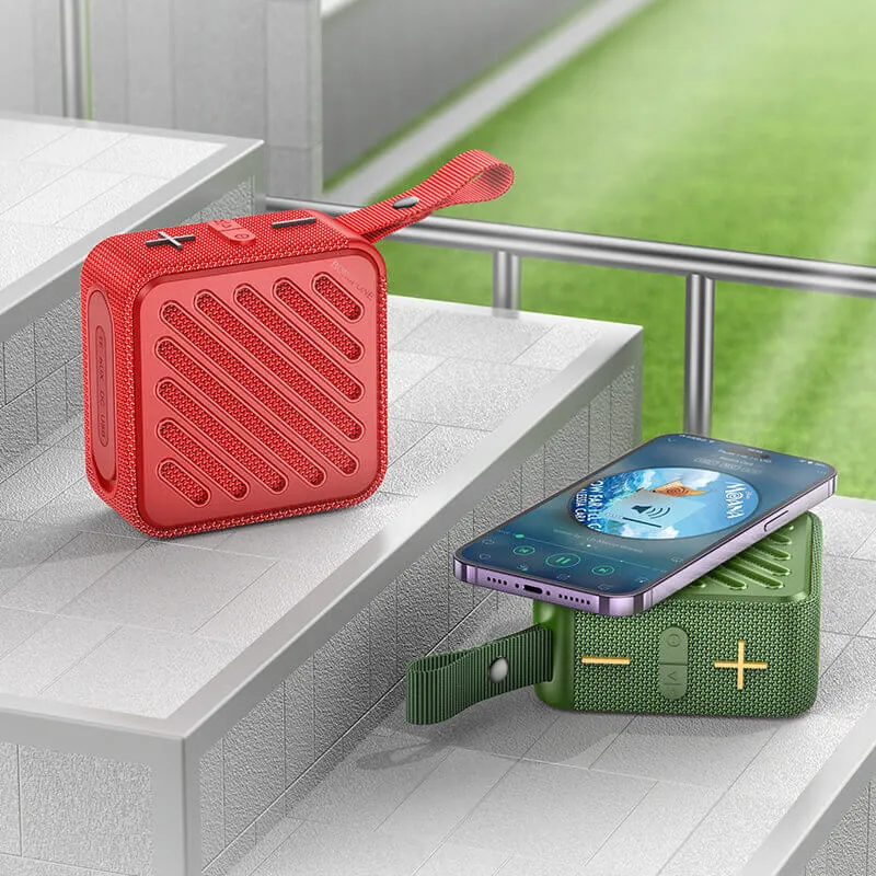 Kompakt 10W Bluetooth Højttaler med IPX5, FM-radio og 10 timers batteri