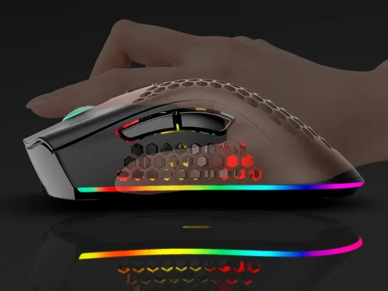 2,4 GHz spelmus med RGB-ljus och justerbar DPI
