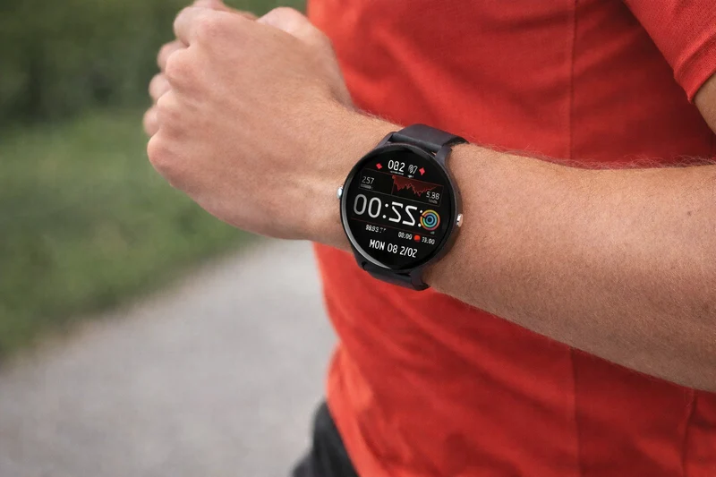 Smartklocka för herr & dam – Svart silikonarmband, Bluetooth & Samtalsfunktion