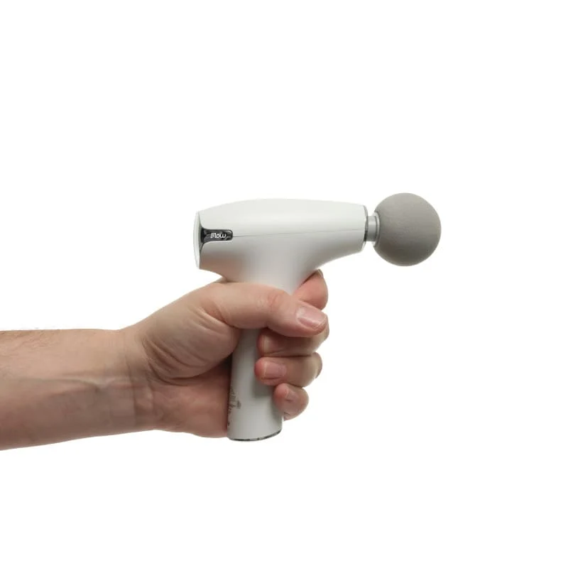 Kompakt massagepistol med varmefunktion til muskelafslapning og restitution