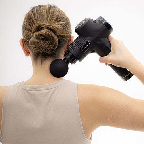 Massagepistol med 6 vedhæftninger og transporttaske – Dybt vævsmassage