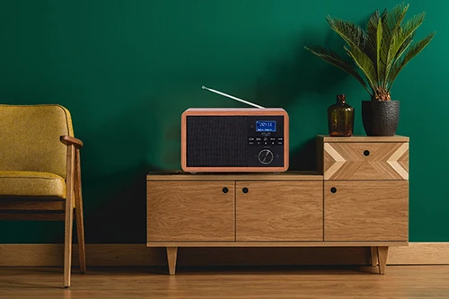 Trådlös radio med DAB+, Bluetooth och larm