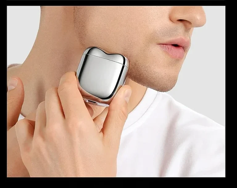 Vandtæt elektrisk barbermaskine IPX6 | 60 minutters drift | USB-opladning | Aluminium design til våd- og tørbarbering