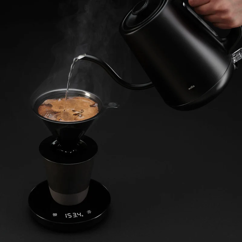 Pour