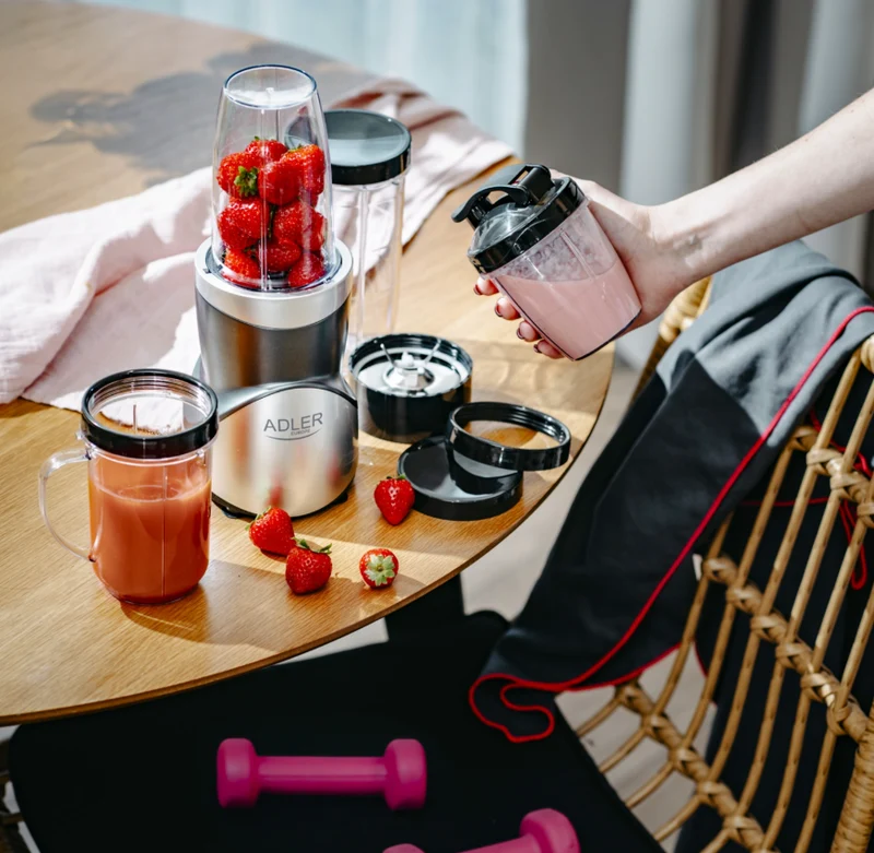 Mixer/Smoothie med flaskor