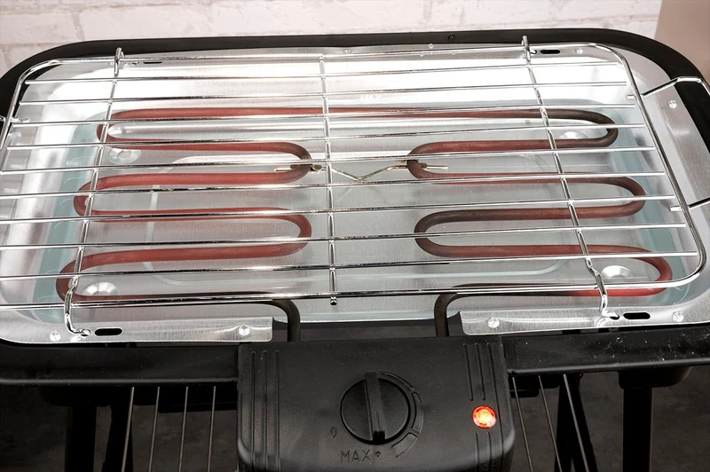 Alpina elektrisk grill 2-i-1 - för inomhus- och utomhusbruk