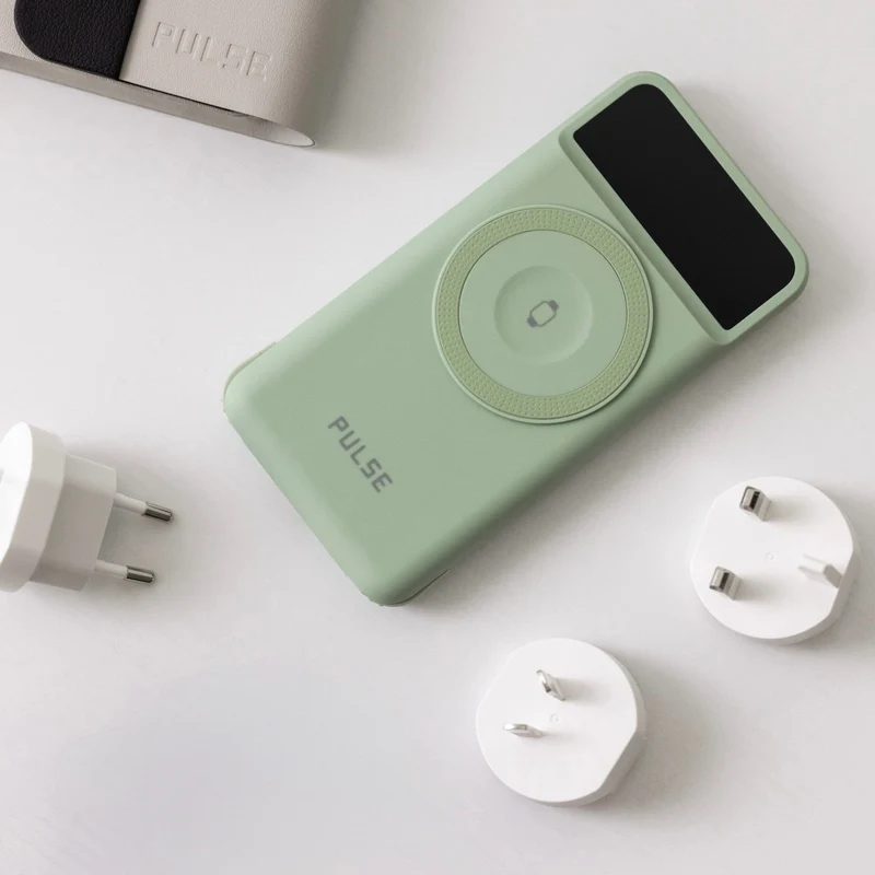 10.000 mAh Powerbank med Reiselader | 5-i-1 Qi Oplader med kabler