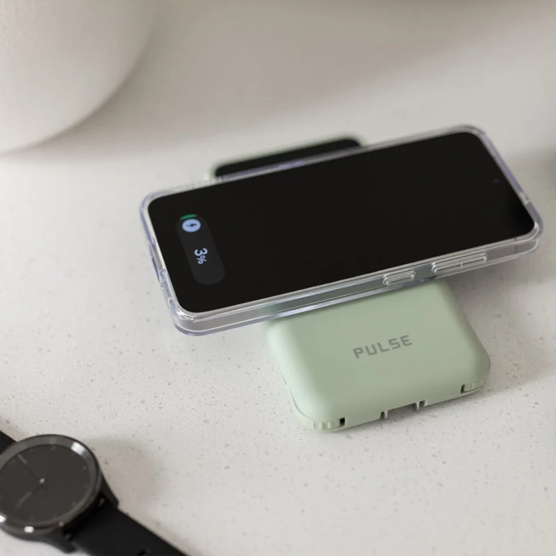 10.000 mAh Powerbank med Reiselader | 5-i-1 Qi Oplader med kabler