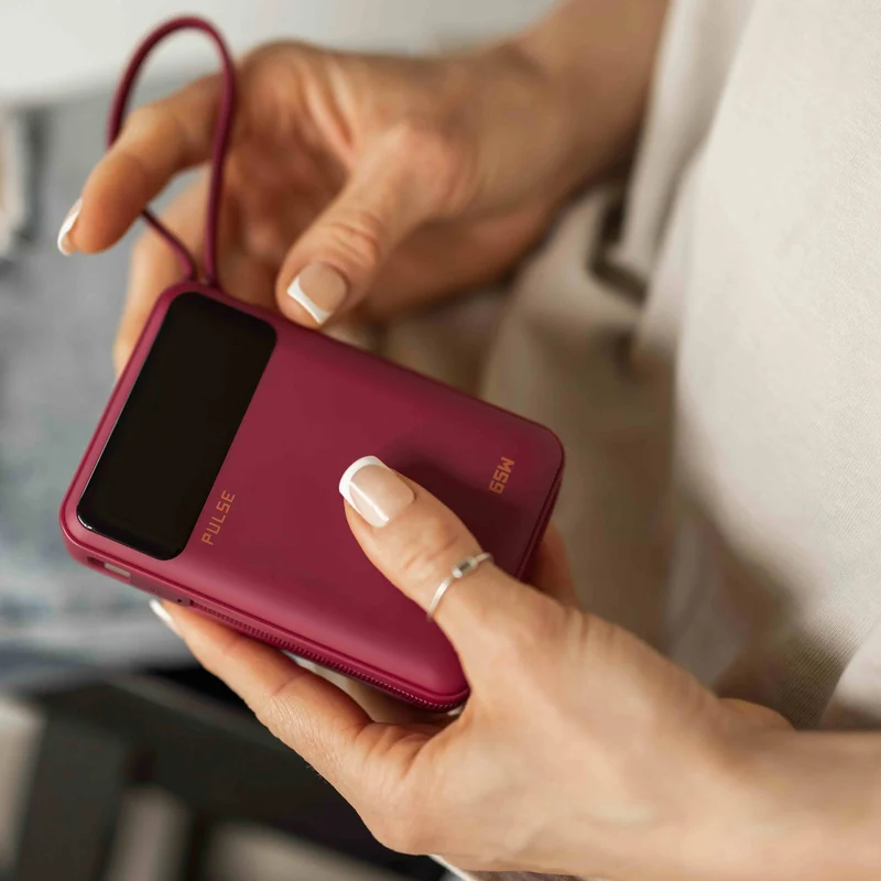20.000 mAh Powerbank med 65W Power Delivery og indbygget USB-C-kabel til bærbar, tablet og smartphone