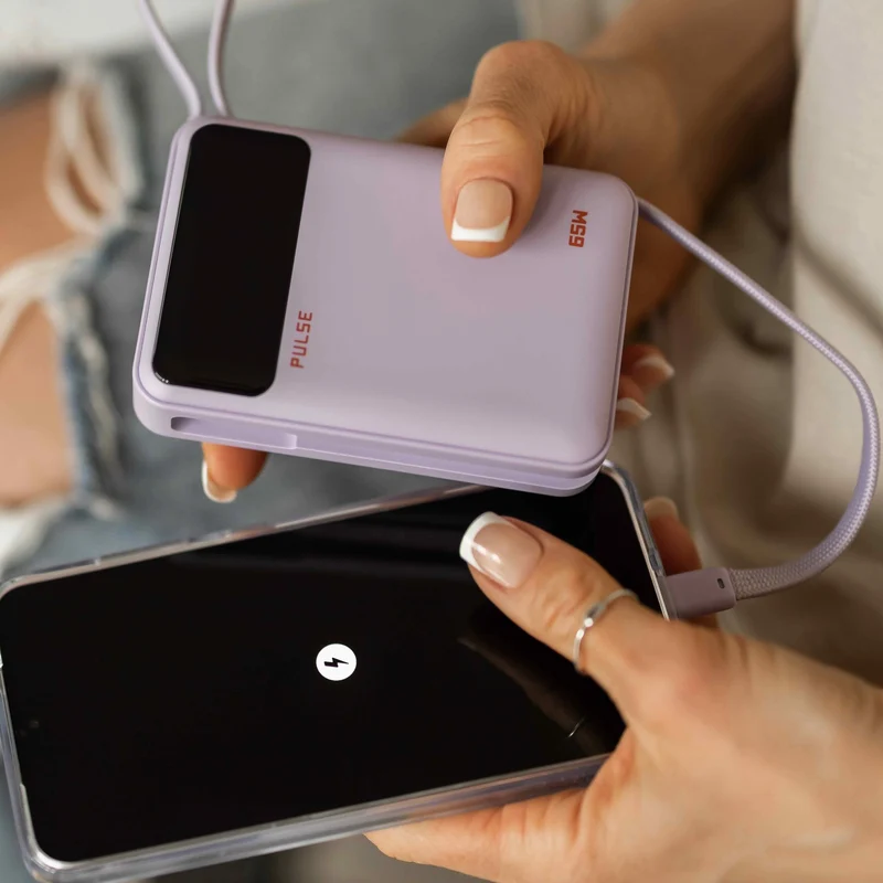 Kompakt 65 W Powerbank til laptop med 20.000 mAh og USB-C-kabel