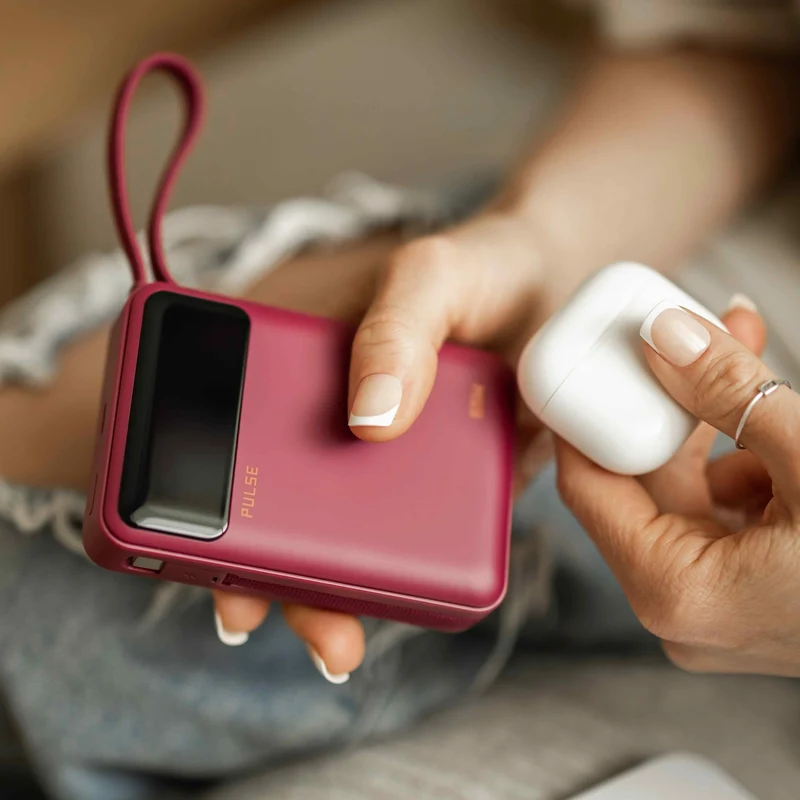 Kompakt 65 W Powerbank til laptop med 20.000 mAh og USB-C-kabel
