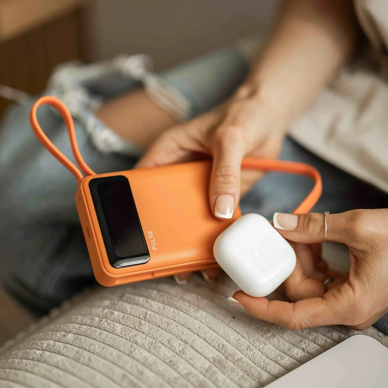 Kompakt 65 W Powerbank til laptop med 20.000 mAh og USB-C-kabel