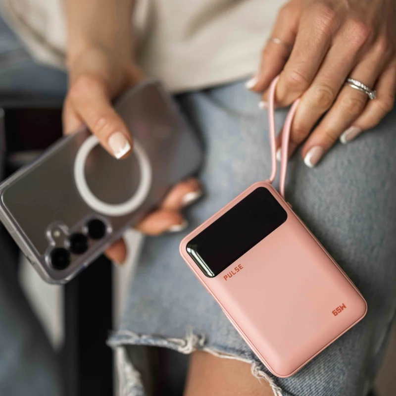 Kompakt 65 W Powerbank til laptop med 20.000 mAh og USB-C-kabel