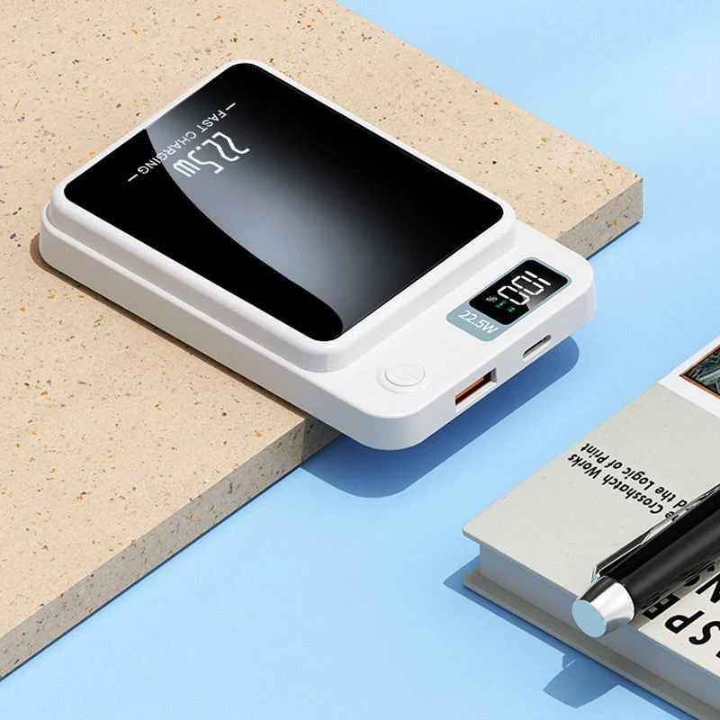 20000 mAh Powerbank med 22,5 W hurtigopladning og 15 W trådløs Qi-opladning