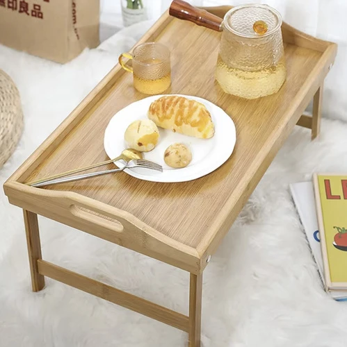 Vikbart frukostbord i bambu – perfekt för sängen