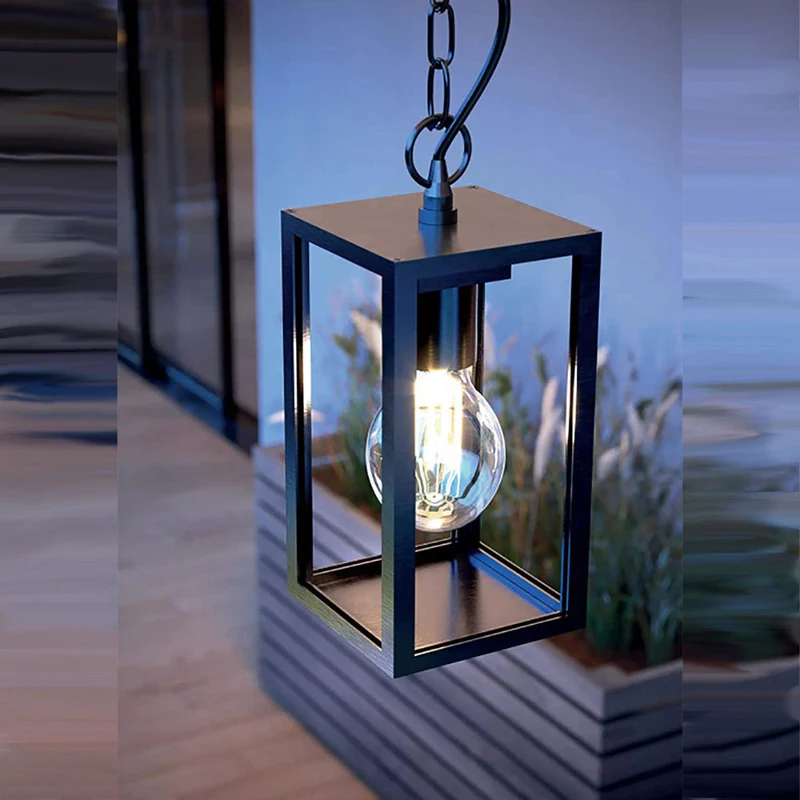 Sort aluminium loftlampe i sort