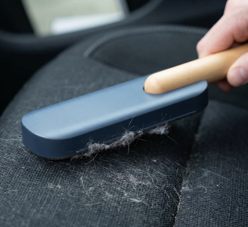 Lint remover