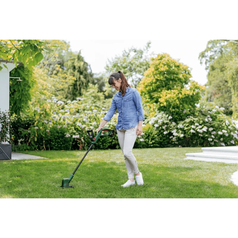 Bosch EasyGrassCut 18V-260 Cordless Grass Trimmer with 2x 2.0Ah Batteries and Charger