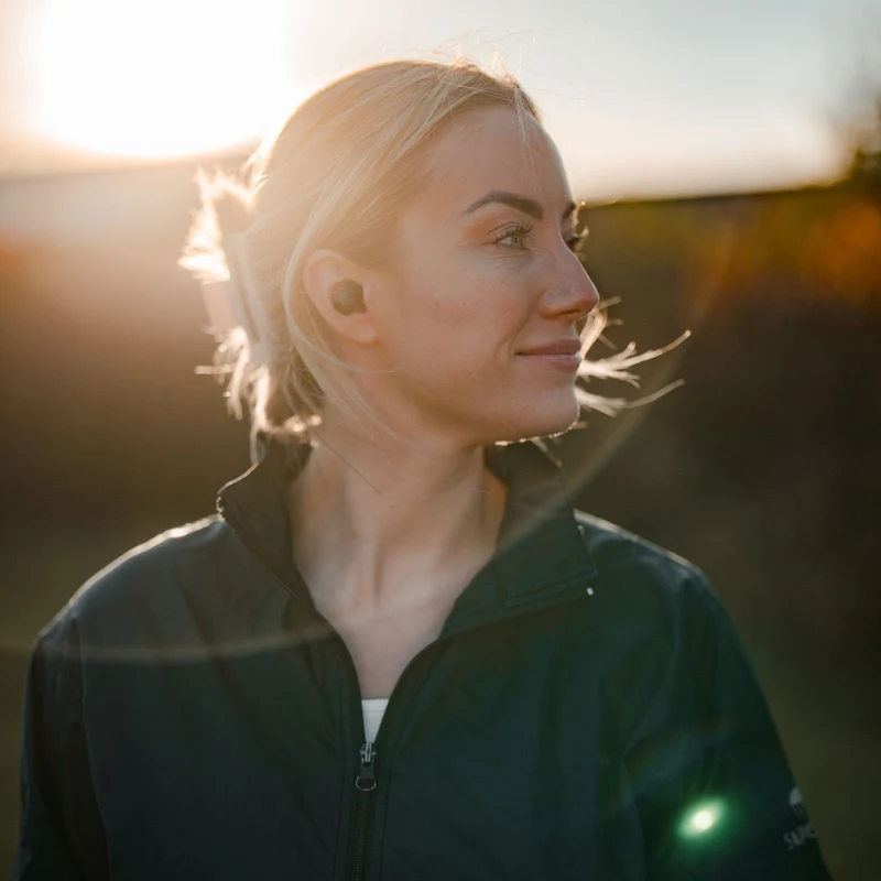 Trådlösa in-ear-hörlurar med Bluetooth och lång batteritid