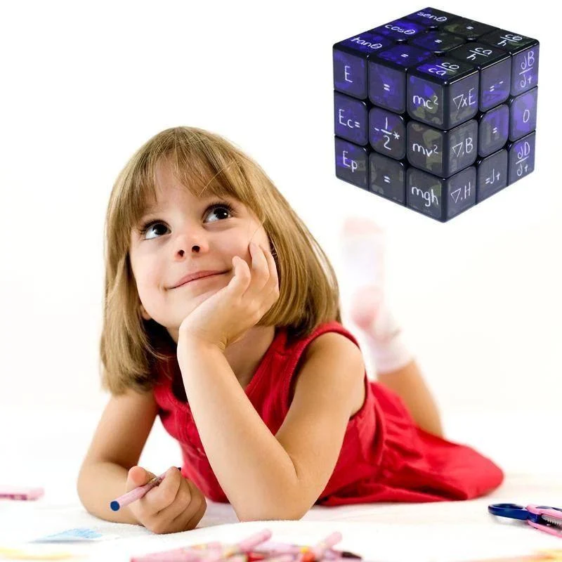 Kreativ Rubik's Cube med Matematiske Ligninger