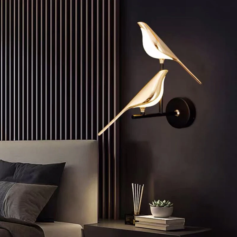 Moderne Væglampe til Fugle – AviaryGlow Design